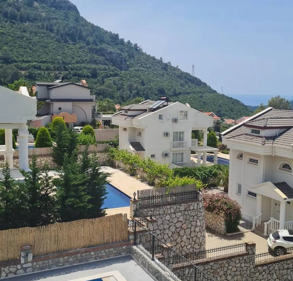 Vip Villa Kleopatra 厄吕代尼兹 0*,